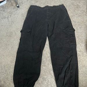 Black Aeropostale cargo pants size large